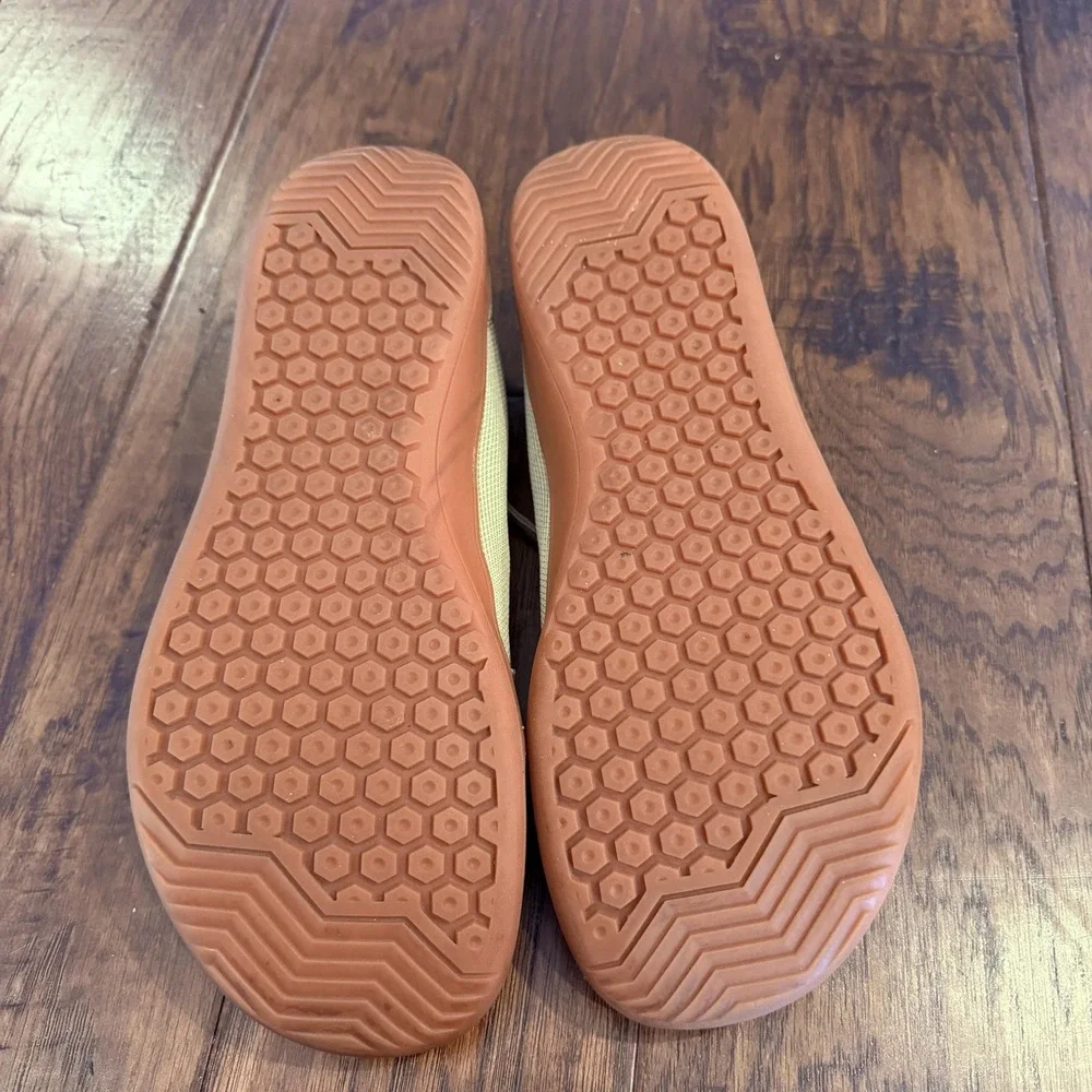 N/A closure dark toe